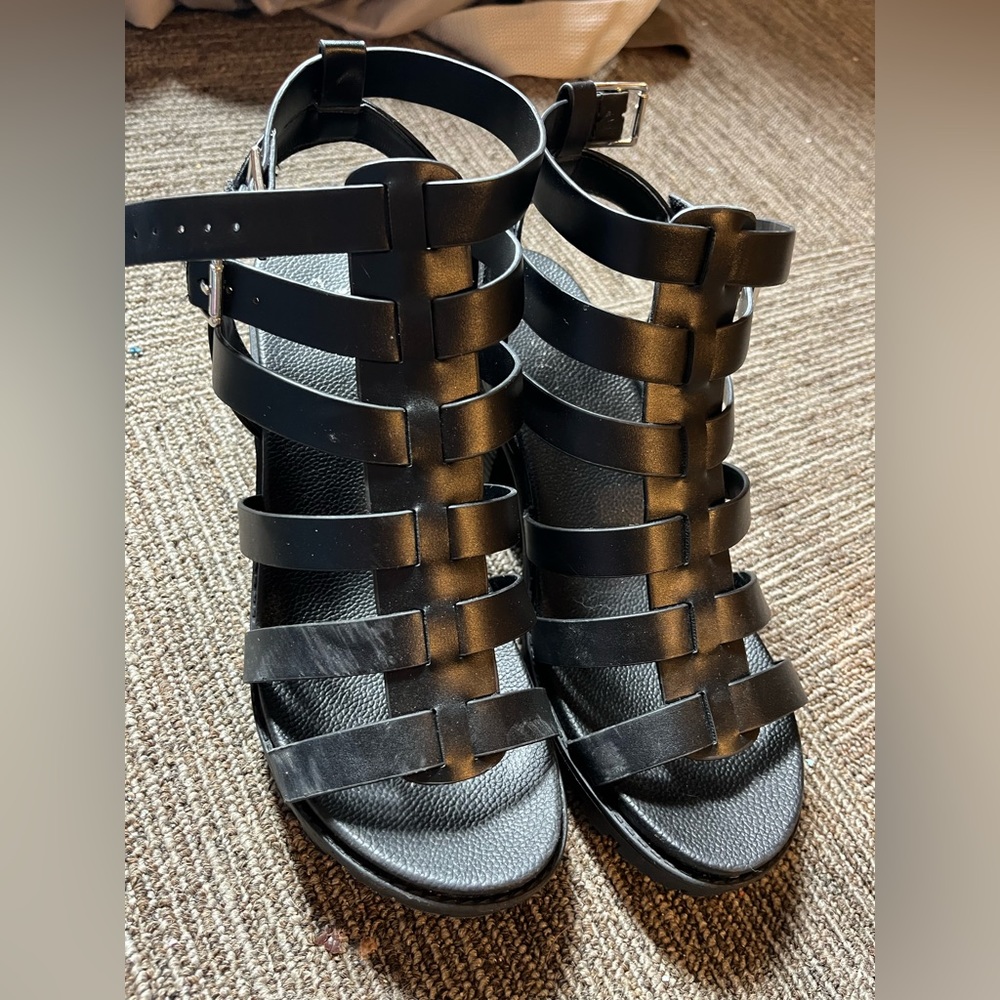 Women’s Y Not Matilda Dress Sandals Size 9